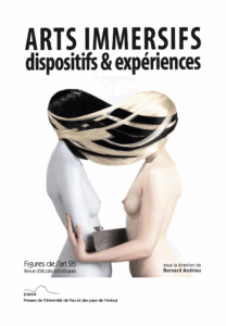 La couverture est une photographie de Laurent Hini de la série Le Toucher de l'Avatar. Elle représente deux corps face à face, en une symétrie imparfaite. l'une à l'aire humaine et l'autre fictive en noir et blanc.