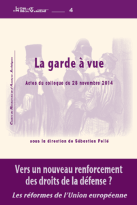 La couverture est illustrée par deux bandes mauves encadrant une lithographie du premier caricaturiste reconnu comme tel : Daumier. Elle est issue d'une série nommée 
