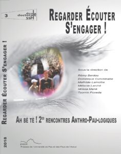 Couverture ornée d'un oeil en gros plan refletant dans celui-ci une foule en mouvement